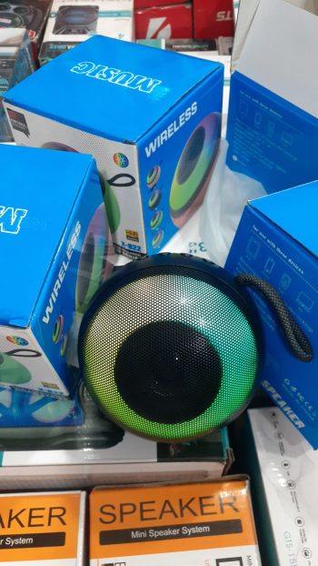 X-822 Bluetooth Speaker USB/TF/FM Radio Multi-function Speaker Outdoor Portable Waterproof Subwoofer Wireless Home Mesh Speaker -/PORTABLE Wireless Speaker

Sound Spec

WIRELESS SPEAKER DISCO SERIES

Hi-Fi

AUDIO

X-822